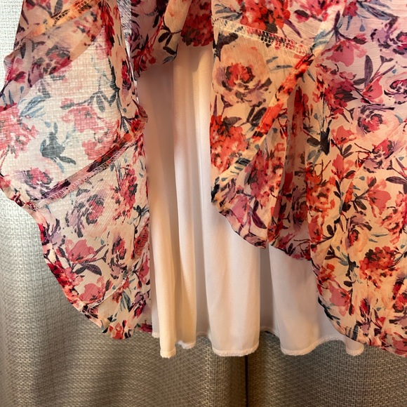 Francesca’s Floral Summer Dress - Picture 6 of 7